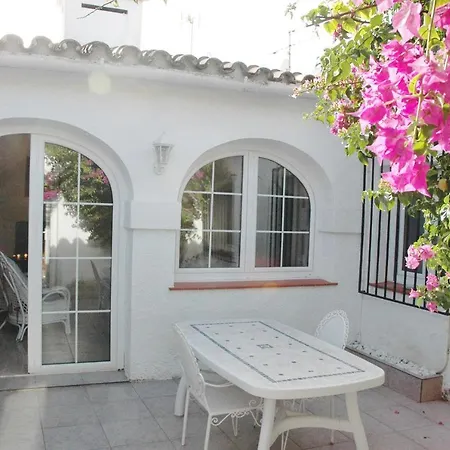 Casa Astrid 3000 Вилла Вилафортуни